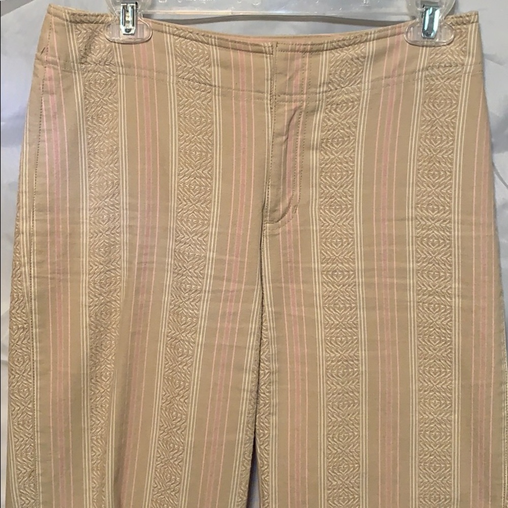 Striped pants!